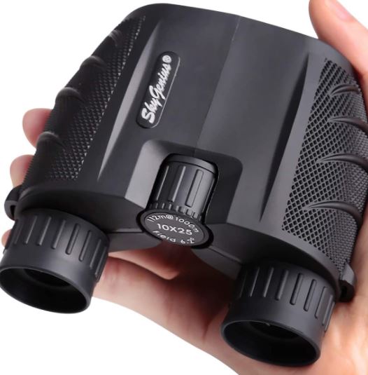 Top 8Best Binoculars for Bird Watching and Birding