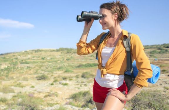 best budget hiking binoculars