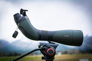 How to Choose a Spotting Scope